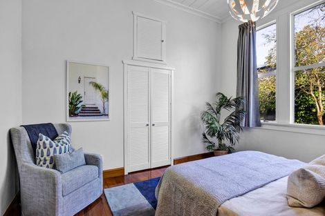 Photo of property in 44 Upjohn Street, Brooklands, New Plymouth, 4310