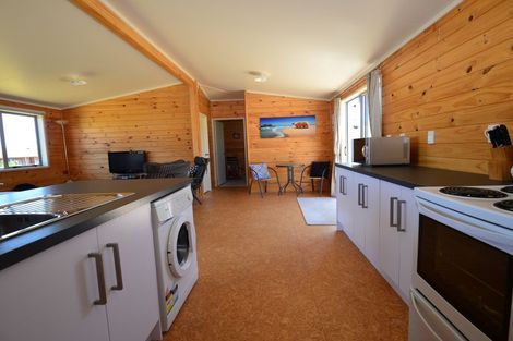 Photo of property in 38 Paradise Road, Coopers Beach, 0420