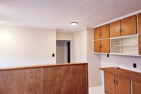 Photo of property in 2/55 Orams Road, Hillpark, Auckland, 2102
