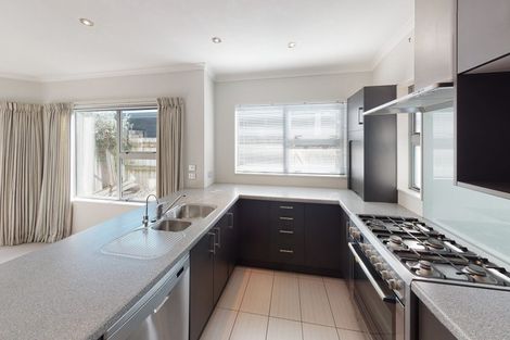 Photo of property in 28a South Street, West End, Palmerston North, 4410