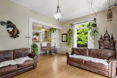 Photo of property in 23 Main Road, Raglan, 3225