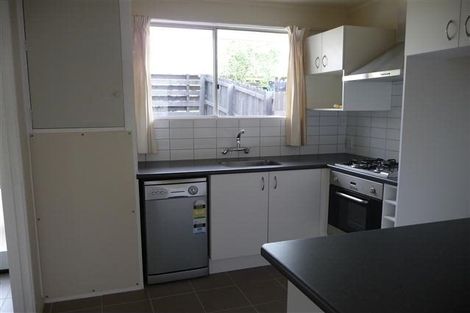 Photo of property in 3/27 Wright Road, Point Chevalier, Auckland, 1022