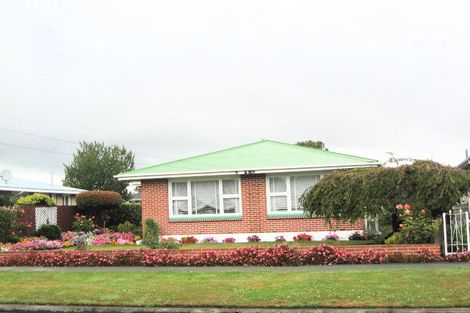 Photo of property in 62 Coopers Road, Dallington, Christchurch, 8061