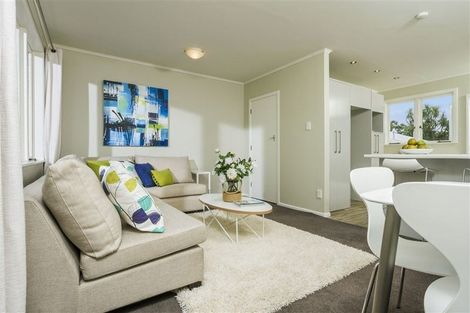 Photo of property in 1/15 Beulah Avenue, Rothesay Bay, Auckland, 0630