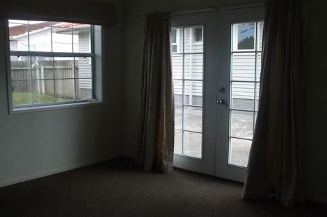 Photo of property in 12 Haddon Street, Mangere East, Auckland, 2024