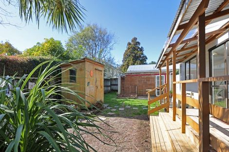 Photo of property in 2/103 Sturges Road, Henderson, Auckland, 0612