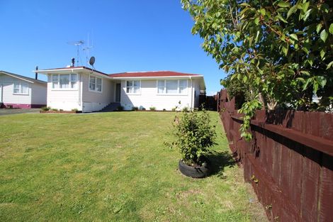 Photo of property in 19 Thompson Street, Tokoroa, 3420