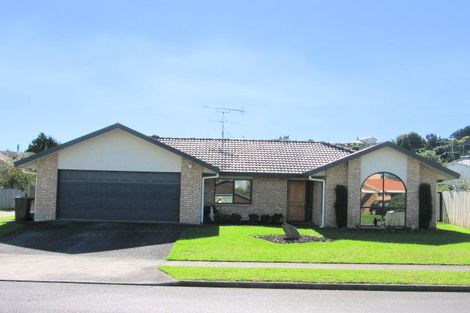 Photo of property in 27 Fremantle Place, Pakuranga Heights, Auckland, 2010