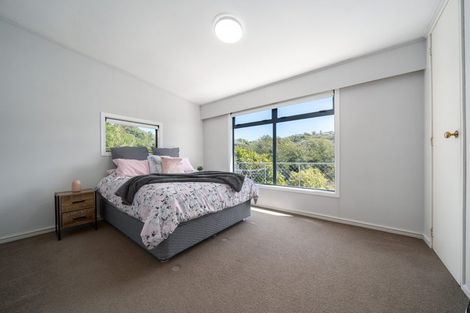Photo of property in 12a Silverbirch Grove, Churton Park, Wellington, 6037