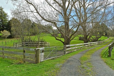 Photo of property in 160 Katherine Mansfield Drive, Whitemans Valley, Upper Hutt, 5371
