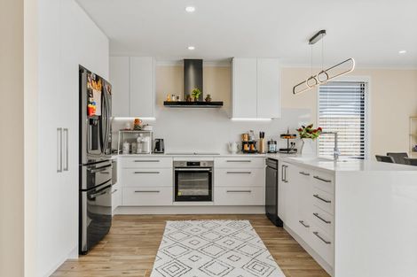 Photo of property in 34 Tangaroa Place, Poike, Tauranga, 3112