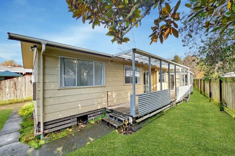 Photo of property in 10 Cherrywood Place, Western Heights, Rotorua, 3015