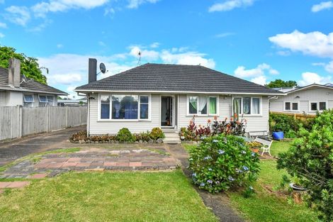 Photo of property in 11 Awatere Street, Clover Park, Auckland, 2023