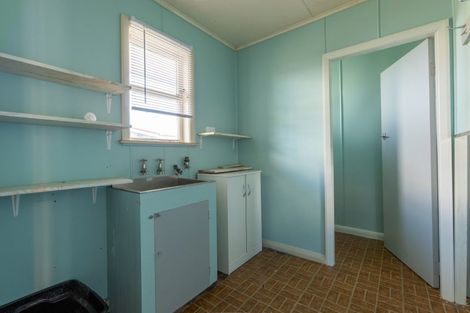 Photo of property in 2 Edinburgh Street, Dannevirke, 4930