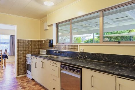 Photo of property in 28 Walton Way, Flaxmere, Hastings, 4120