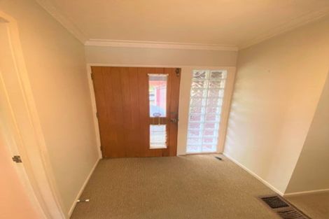Photo of property in 15 Chatswood Place, Bishopdale, Christchurch, 8051