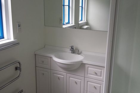 Photo of property in 35 Allard Street, Edgeware, Christchurch, 8013