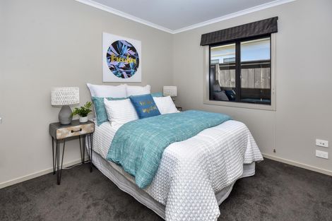 Photo of property in 21 Toscana Drive, Karaka, Papakura, 2113