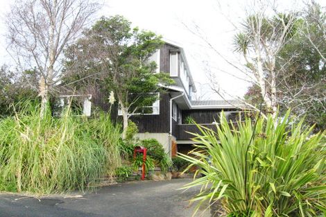 Photo of property in 40 Porterfield Street, Macandrew Bay, Dunedin, 9014