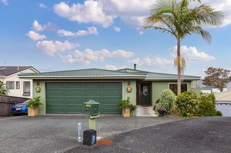 Photo of property in 70 Fidelis Avenue, Snells Beach, 0920