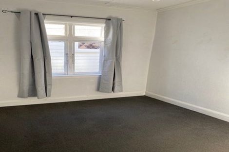 Photo of property in 55 Overtoun Terrace, Hataitai, Wellington, 6021