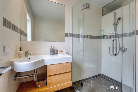 Photo of property in 913 Beach Road, Waiake, Auckland, 0630