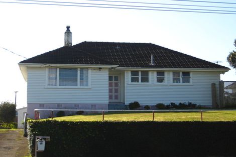 Photo of property in 92 Clawton Street, Westown, New Plymouth, 4310
