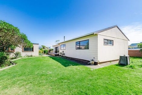 Photo of property in 26 Scott Avenue, Otaki Beach, Otaki, 5512