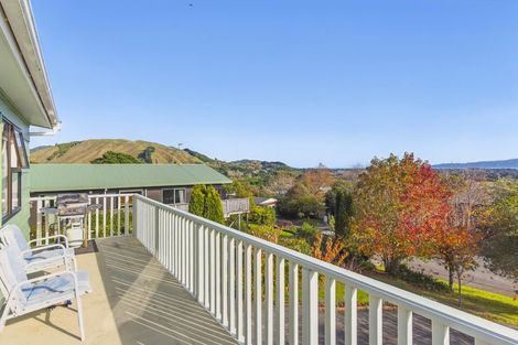 Photo of property in 47 Kakariki Grove, Waikanae, 5036