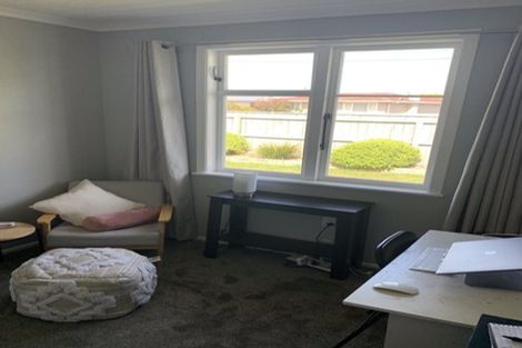 Photo of property in 79 Sutherland Crescent, Westbrook, Palmerston North, 4412