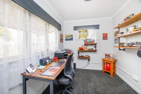 Photo of property in 26 Lincoln Street, Ashhurst, 4810