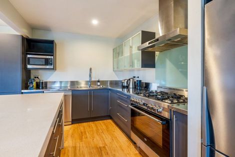 Photo of property in 223 Beacon Point Road, Wanaka, 9305