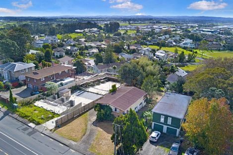 Photo of property in 34 Royal Road, Massey, Auckland, 0614