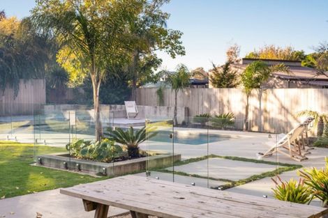 Photo of property in 190 Thornton Road, Cambridge, 3434