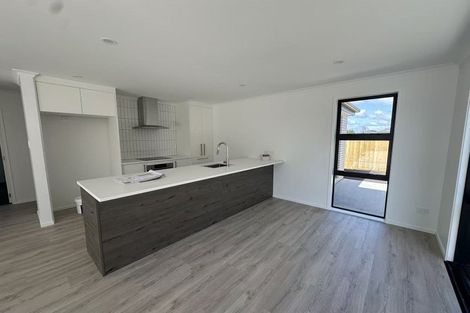 Photo of property in 10 Enchantment Lane, Karaka, 2113