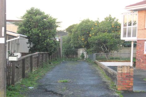 Photo of property in 44 Lynmore Drive, Hillpark, Auckland, 2102