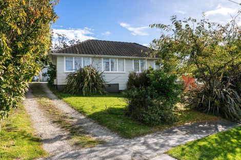 Photo of property in 25 Cambridge Terrace, Kaiti, Gisborne, 4010