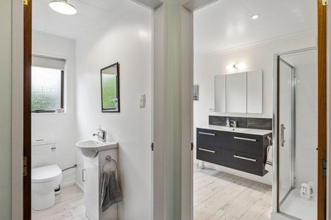 Photo of property in 4 Tudor Court, Paraparaumu Beach, Paraparaumu, 5032