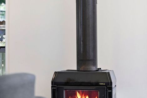 Photo of property in 35b Kawarau Place, Frankton, Queenstown, 9300