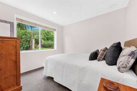 Photo of property in 20 Gulf Crest, Bucklands Beach, Auckland, 2012