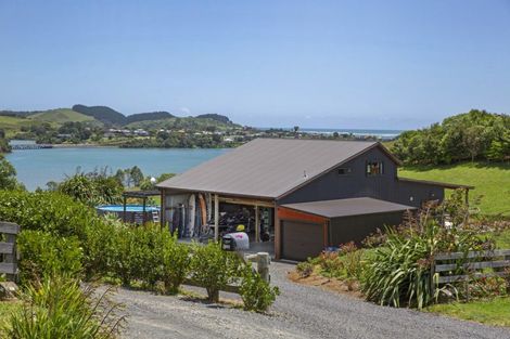 Photo of property in 239 Hills Road, Raglan, 3295