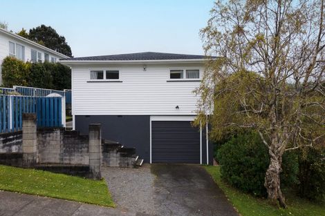 Photo of property in 115 Oriel Avenue, Tawa, Wellington, 5028