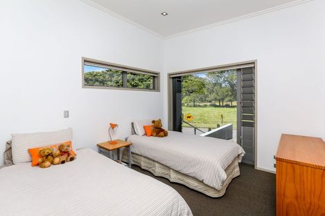 Photo of property in 371d Mangorei Road, Merrilands, New Plymouth, 4312