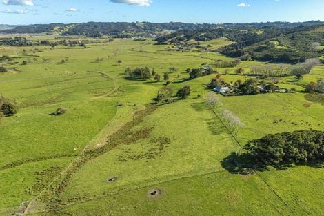 Photo of property in 174 Stoney Creek Road, Kaukapakapa, 0873