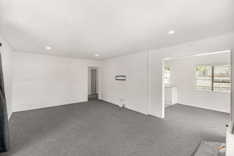 Photo of property in 354 Royal Road, Massey, Auckland, 0614