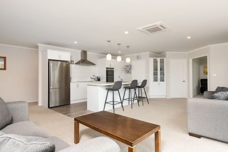 Photo of property in 22 Kapuka Street, Papamoa Beach, Papamoa, 3118