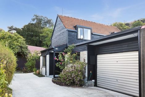 Photo of property in 2/22a Augusta Street, Redcliffs, Christchurch, 8081