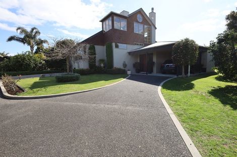 Photo of property in 30 Karaka Road, Otumoetai, Tauranga, 3110