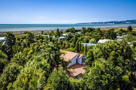 Photo of property in 7 Albert Street, Clive, 4102