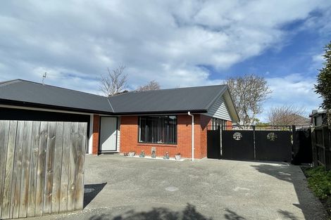 Photo of property in 16a Surrey Street, Linwood, Christchurch, 8062